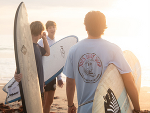 Joe’s Surf Shop: Free U.S. Shipping on All Orders!